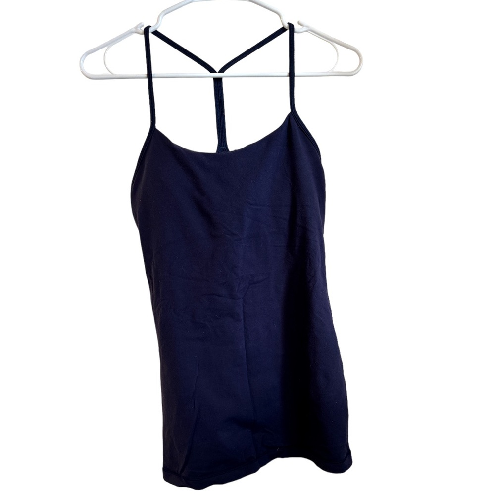 Lululemon Power Pose top